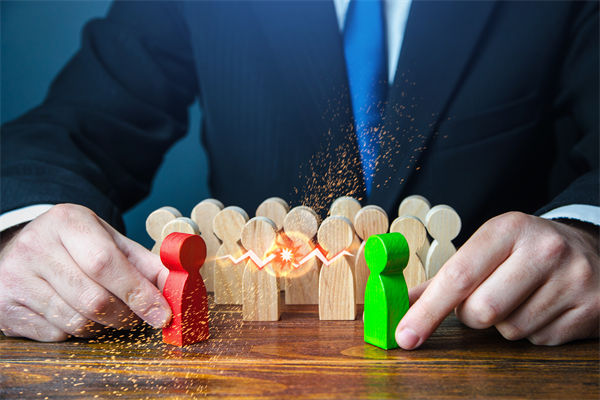 新老業(yè)務(wù)沖突不斷，企業(yè)戰(zhàn)略管理如何平衡布局？